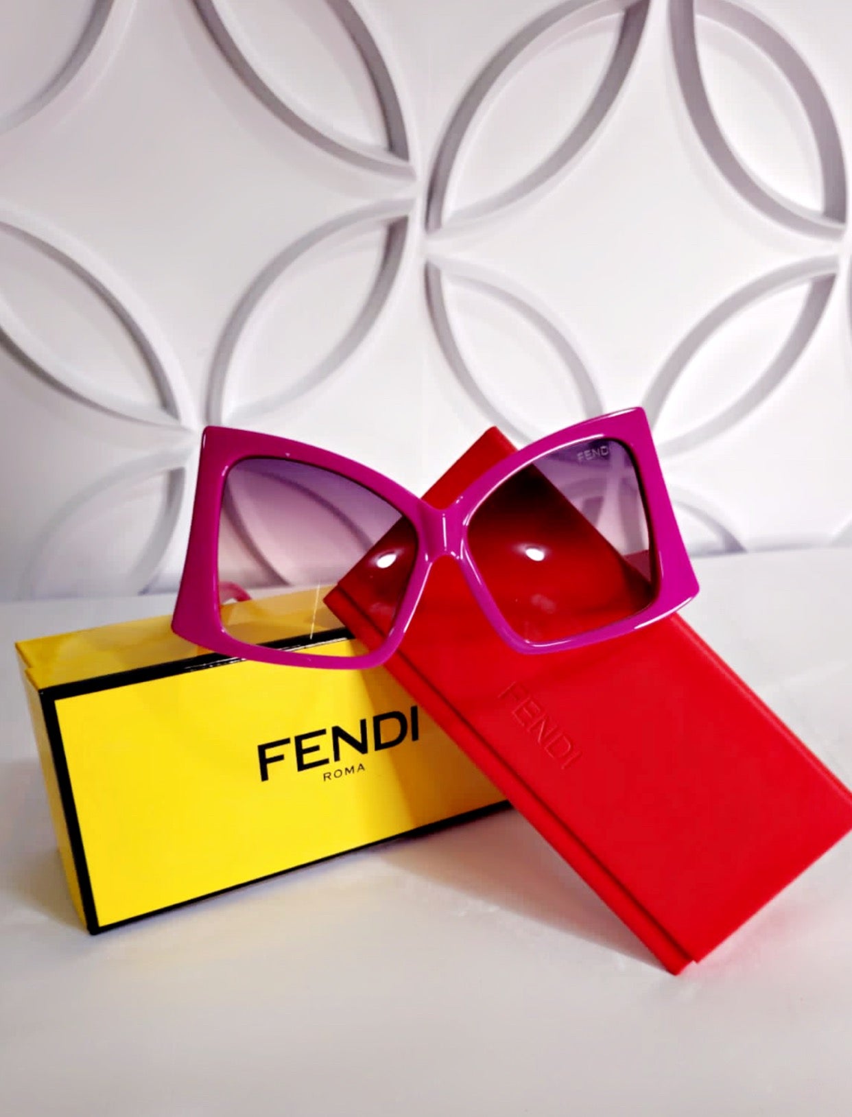 Fashion designer sunglasses